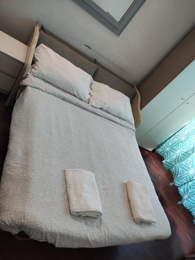 Happy Rome Hostel Bagian luar foto